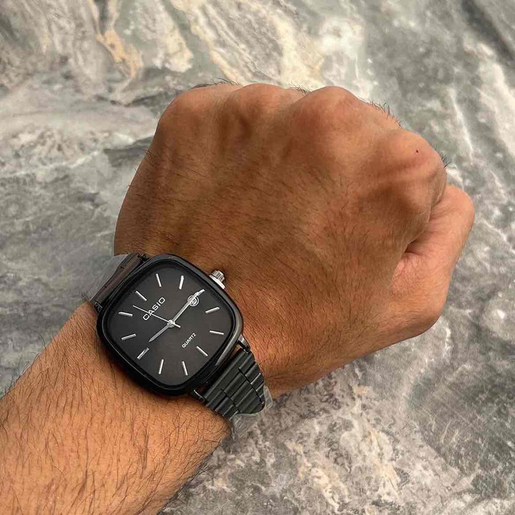 ساعت کاسیو مربعی