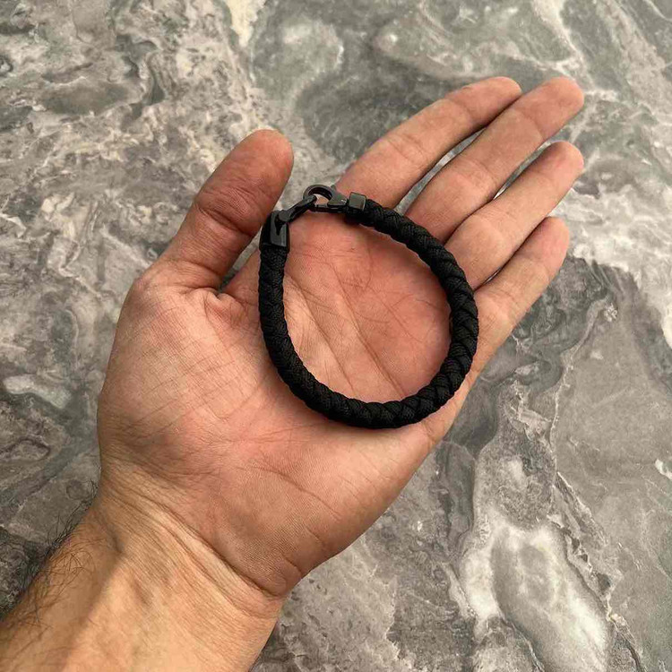 دستبند امگا کنفی