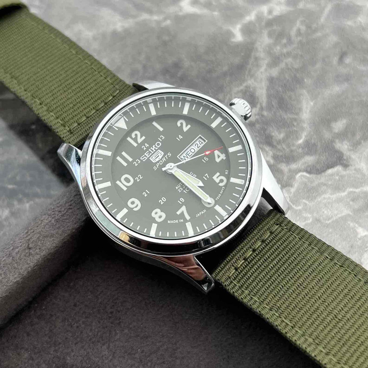ساعت خلبانی SEIKO5
